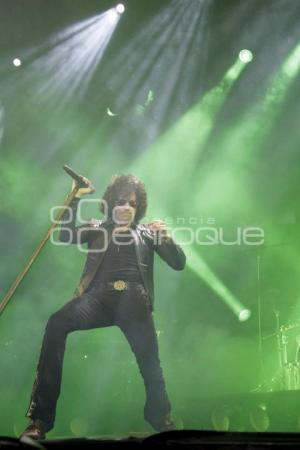 BUNBURY Y CALAMARO . CONCIERTO