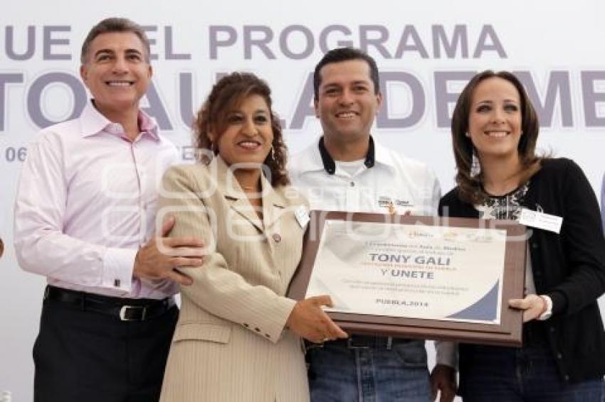 TONY GALI . AULA DE MEDIOS