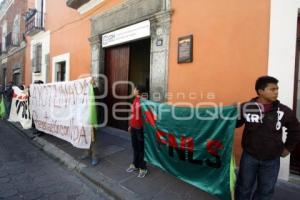 MANIFESTACIÓN POR AYOTZINAPA EN LA CNDH