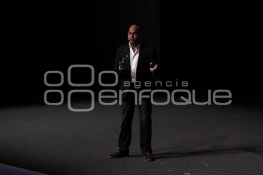 SALIM ISMAIL . CIUDAD DE LAS IDEAS