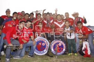 FÚTBOL . TIBURONES VS LEONES NEGROS