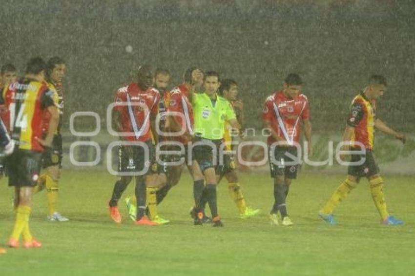 FUTBOL . TIBURONES VS LEONES NEGROS