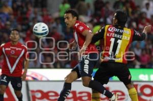 FUTBOL . TIBURONES VS LEONES NEGROS