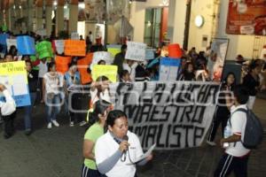 MARCHA NORMALISTAS . TEHUACÁN