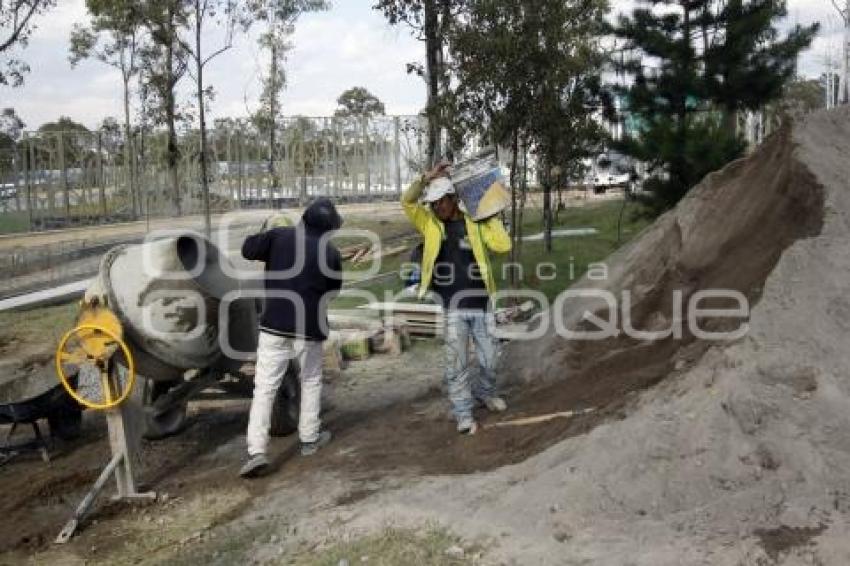 PARQUE PASEO DEL TELEFÉRICO . OBRA