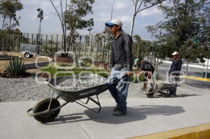 PARQUE PASEO DEL TELEFÉRICO . OBRA