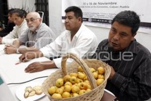 FERIA DEL TEJOCOTE . CALPAN