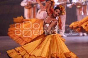 BALLET FOLKLÓRICO DE AMALIA HERNÁNDEZ