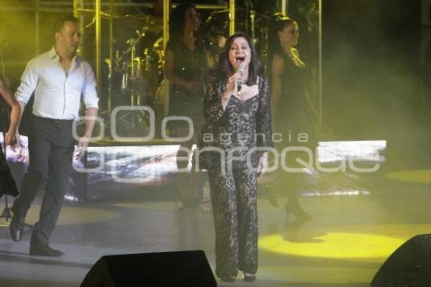DANIELA ROMO EN CONCIERTO