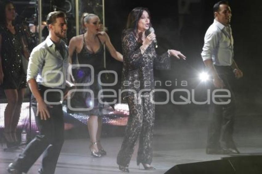 DANIELA ROMO EN CONCIERTO