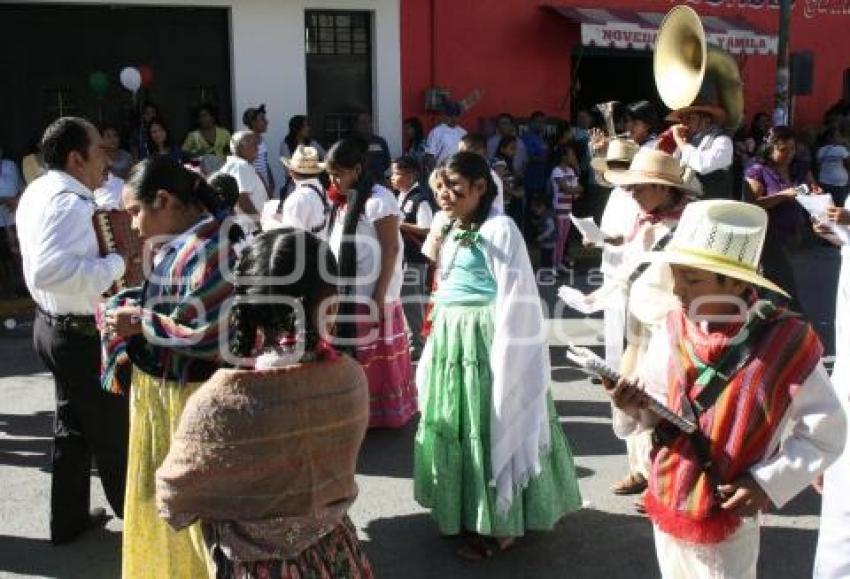 DESFILE REVOLUCIÓN MEXICANA . ACATLÁN