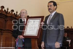 HONORIS CAUSA GUSTAVO GARZA . BUAP