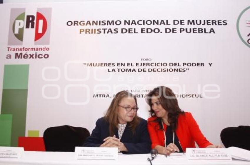 MUJERES EN EL EJERCICIO DEL PODER