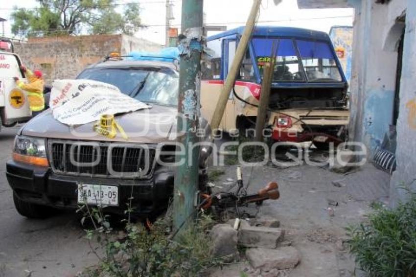 CHOQUE DE TRANSPORTE PÚBLICO