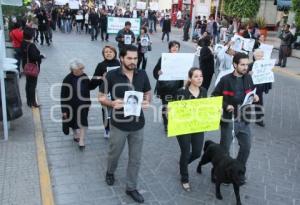 MARCHA POR AYOTZINAPA . TEHUACÁN