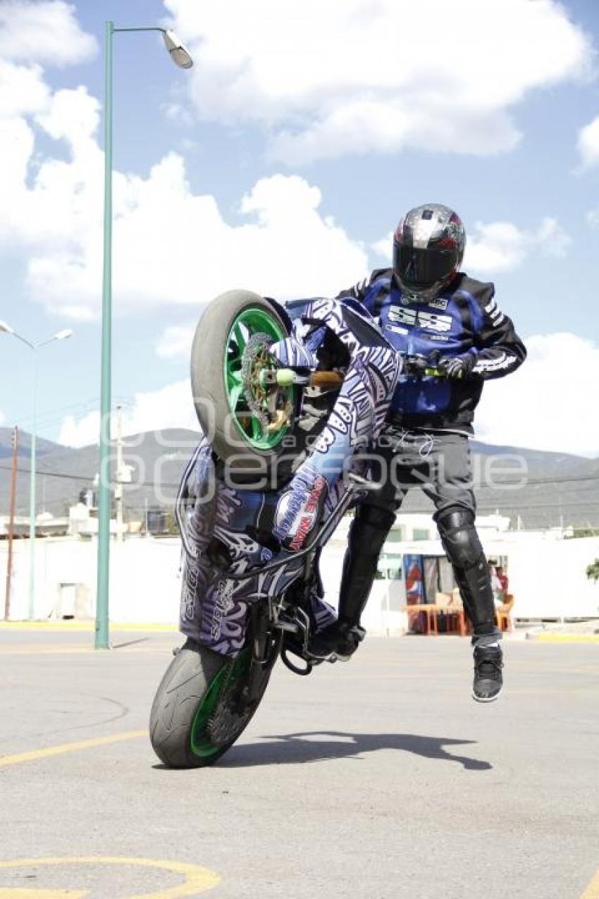 MOTOS . TEHUACÁN