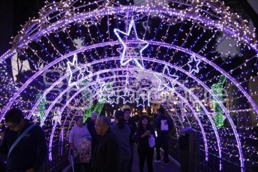 ILUMINACIÓN NAVIDEÑA
