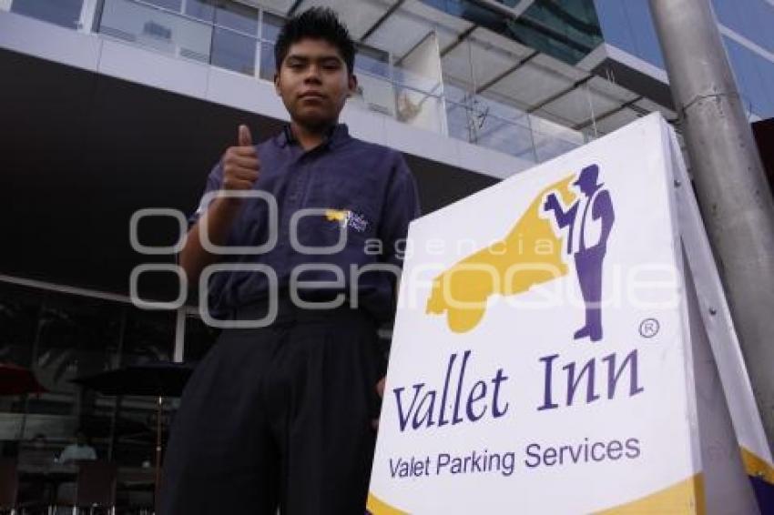 VALET PARKING