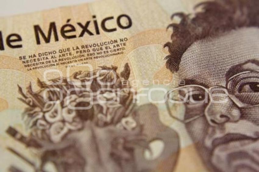 ECONOMÍA . DINERO