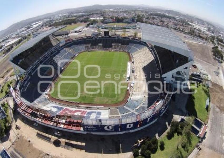 ESTADIO CUAUHTÉMOC