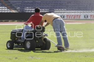 REPARAN CAMPO DE FUTBOL