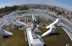 MONUMENTO A ZARAGOZA