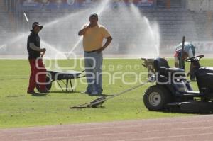 REPARAN CAMPO DE FUTBOL