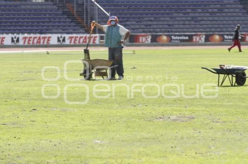 REPARAN CAMPO DE FUTBOL