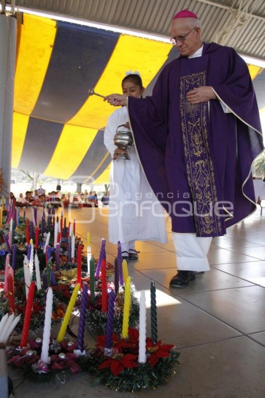 RELIGIÓN . CORONA DE ADVIENTO