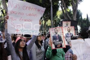 MARCHA POR AYOTZINAPA