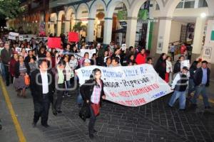 MARCHA POR AYOTZINAPA . TEHUACÁN