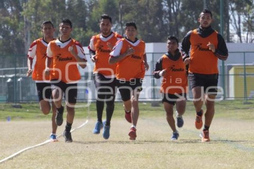 ENTRENAMIENTO LOBOS