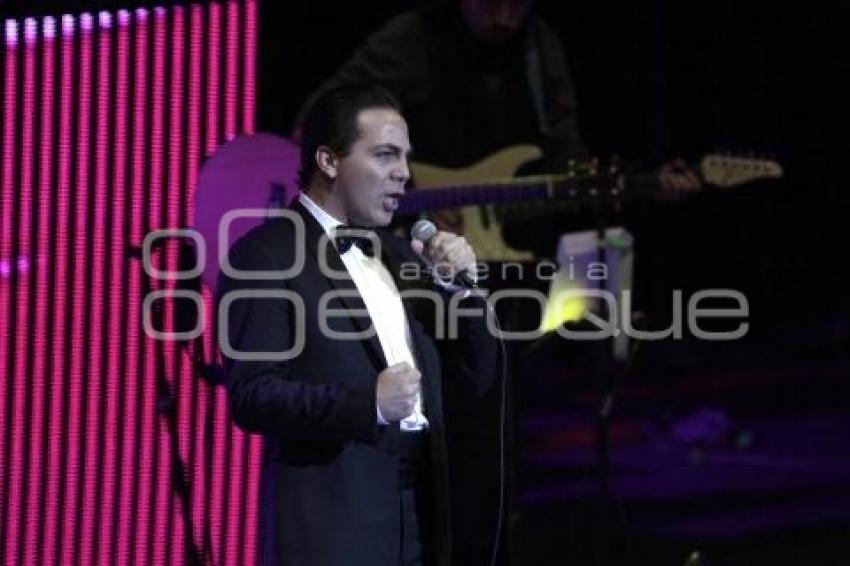 CONCIERTO . CRISTIAN CASTRO