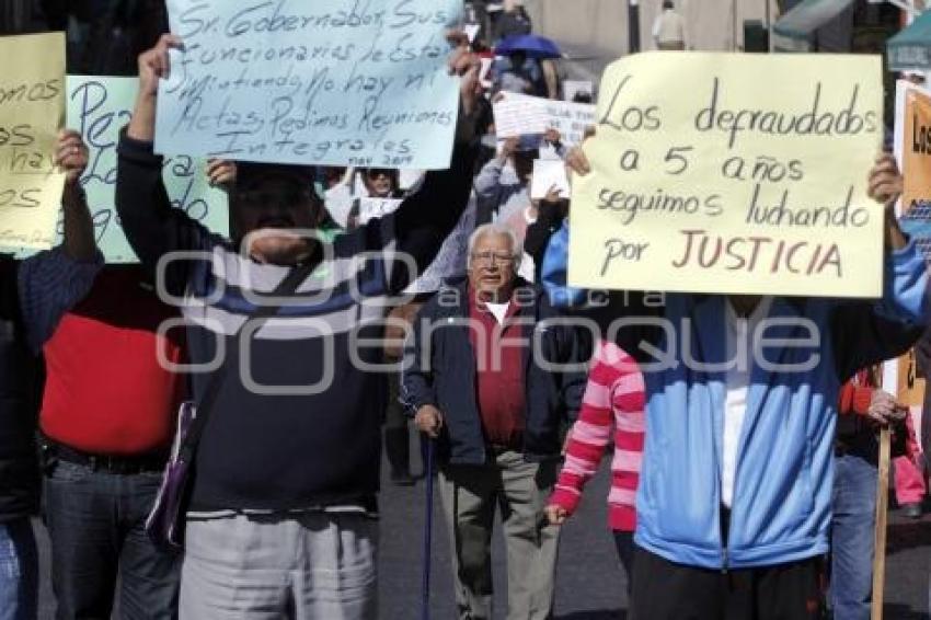 MANIFESTACIÓN DEFRAUDADOS