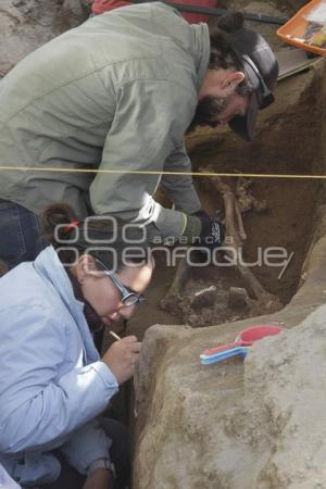 HALLAN ENTIERRO EN CHOLULA