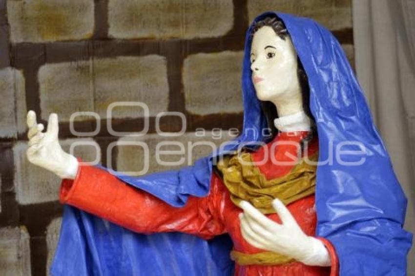 PASAJES Y TRADICIONES NAVIDEÑAS