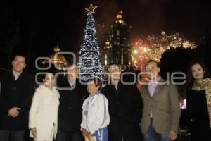 ENCENDIDO DEL ÁRBOL NAVIDEÑO