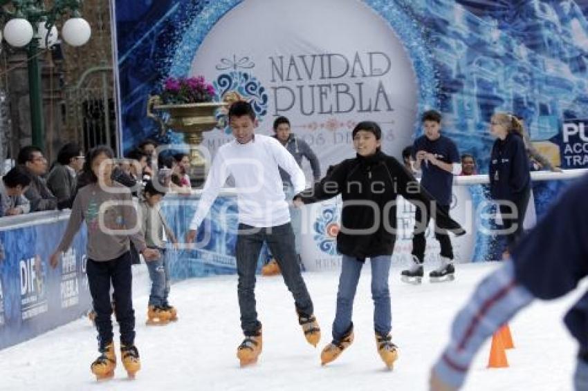 PISTA DE HIELO . ZÓCALO