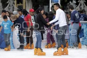 PISTA DE HIELO . ZÓCALO