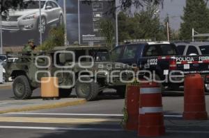 DETIENEN VUELOS EN AEROPUERTO