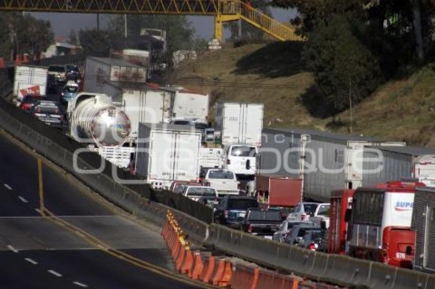 TRÁFICO AUTOPISTA