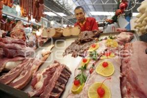 VENTAS NAVIDEÑAS . MERCADO