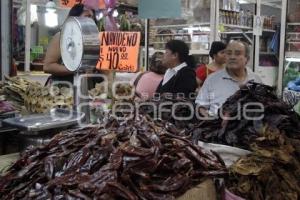 VENTAS NAVIDEÑAS . MERCADO