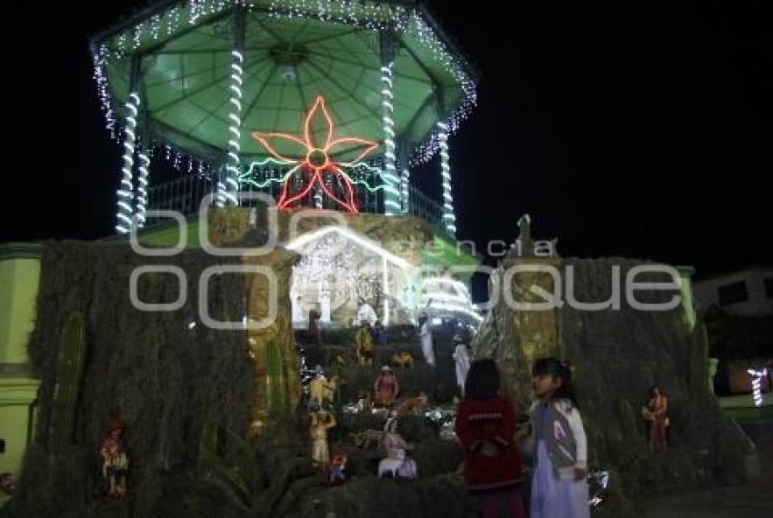 ILUMINACIÓN NAVIDEÑA . PETLALCINGO