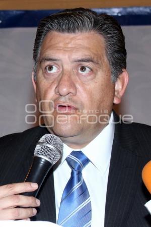 UNIVERSIDAD REALÍSTICA DE MÉXICO
