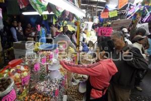 VENTAS NAVIDEÑAS . MERCADO HIDALGO