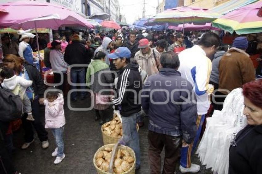 VENTAS NAVIDEÑAS . MERCADO