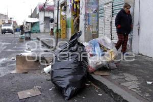 BASURA . NAVIDAD