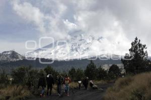 NEVADA EN LOS VOLCANES