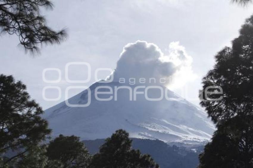 NEVADA EN LOS VOLCANES